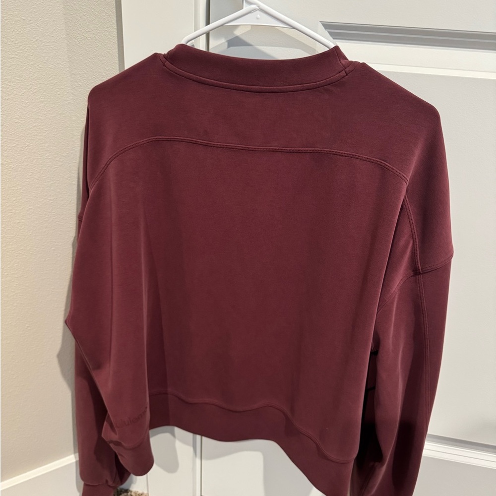 lululemon athletica Crewneck - Picture 3 of 3